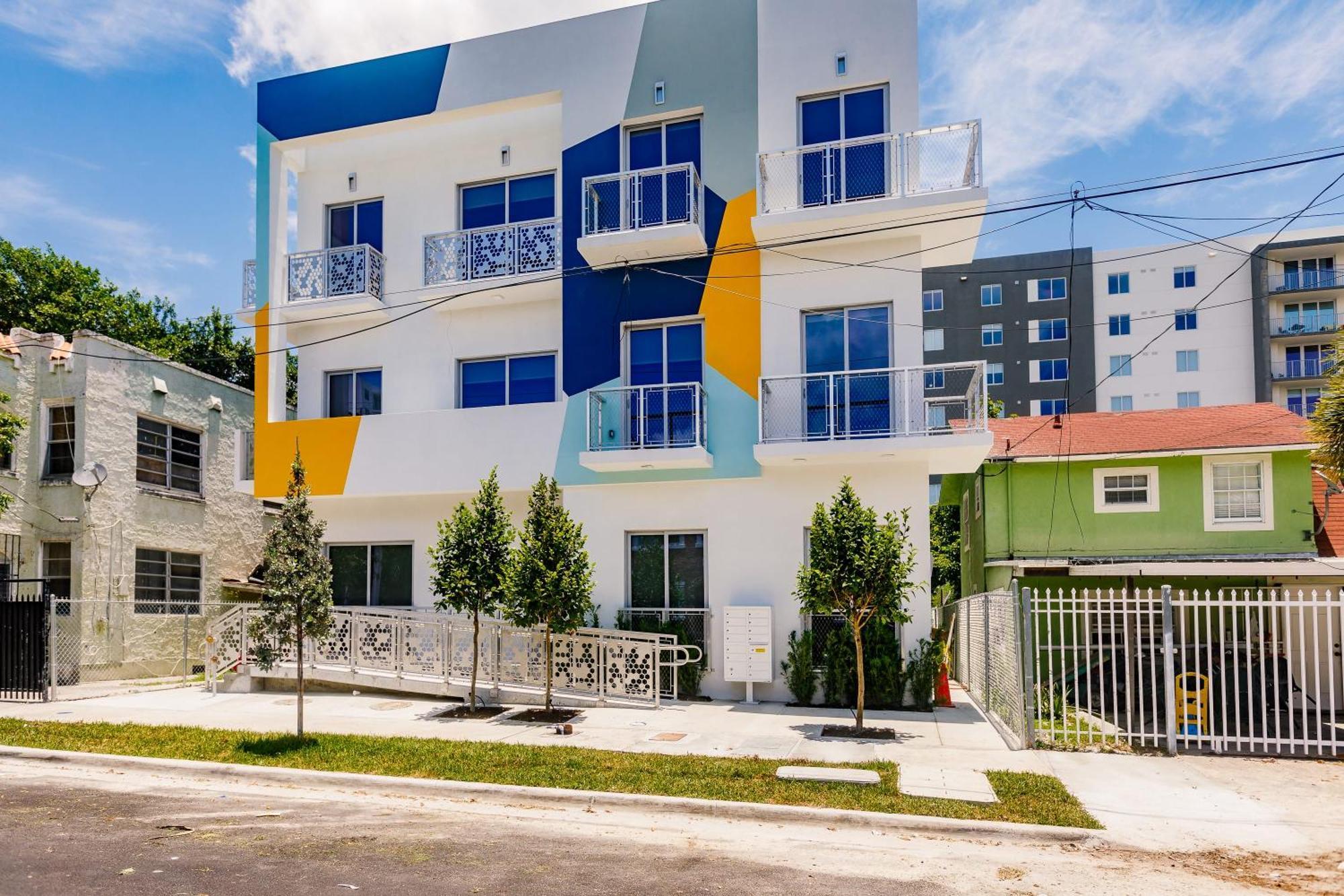 Aerie Apartments Miami Esterno foto